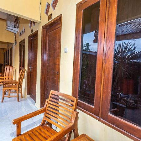 Oyo 1323 Murni Homestay Mangsit Eksteriør billede